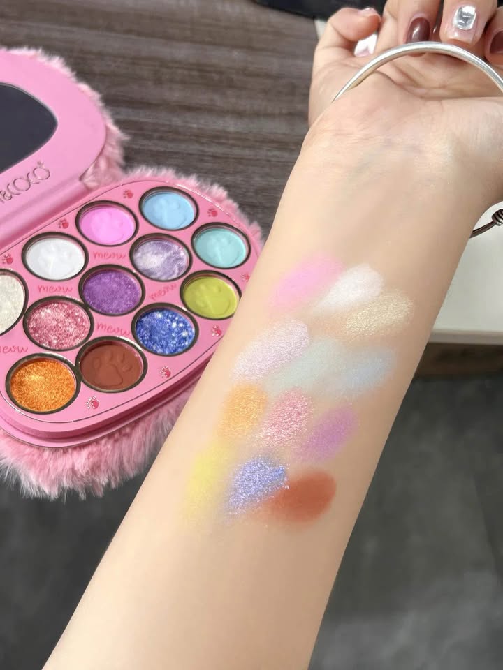 Paleta De Sombras De Ojos Donut Catty 12 Colores - Kevin & Coco